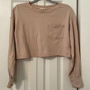 Cute cropped long sleeve shirt